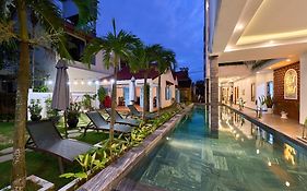 Legend Hotel